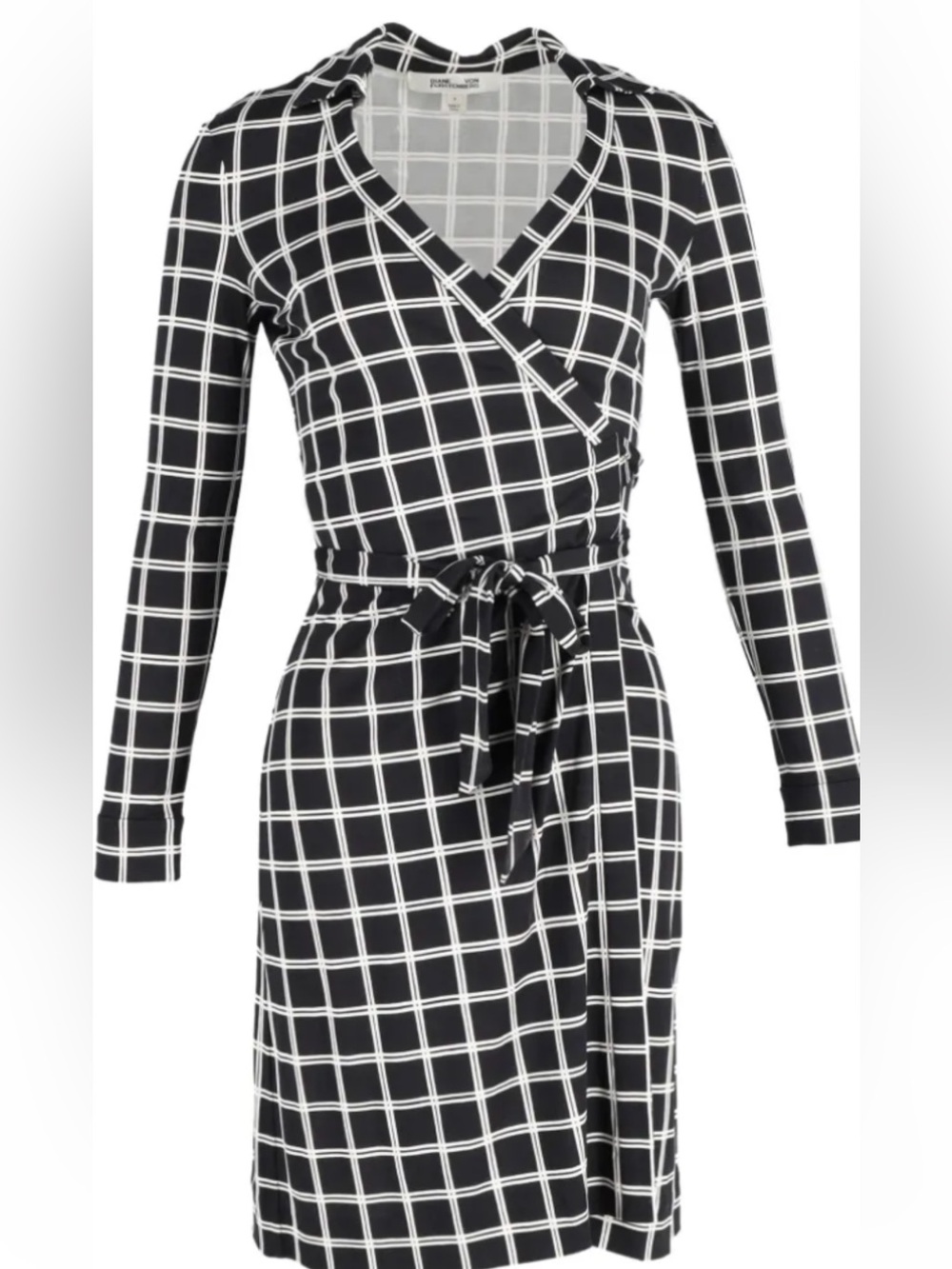 Diane Von Furstenberg 💯 silk Black and White Windowpane Wrap Dress